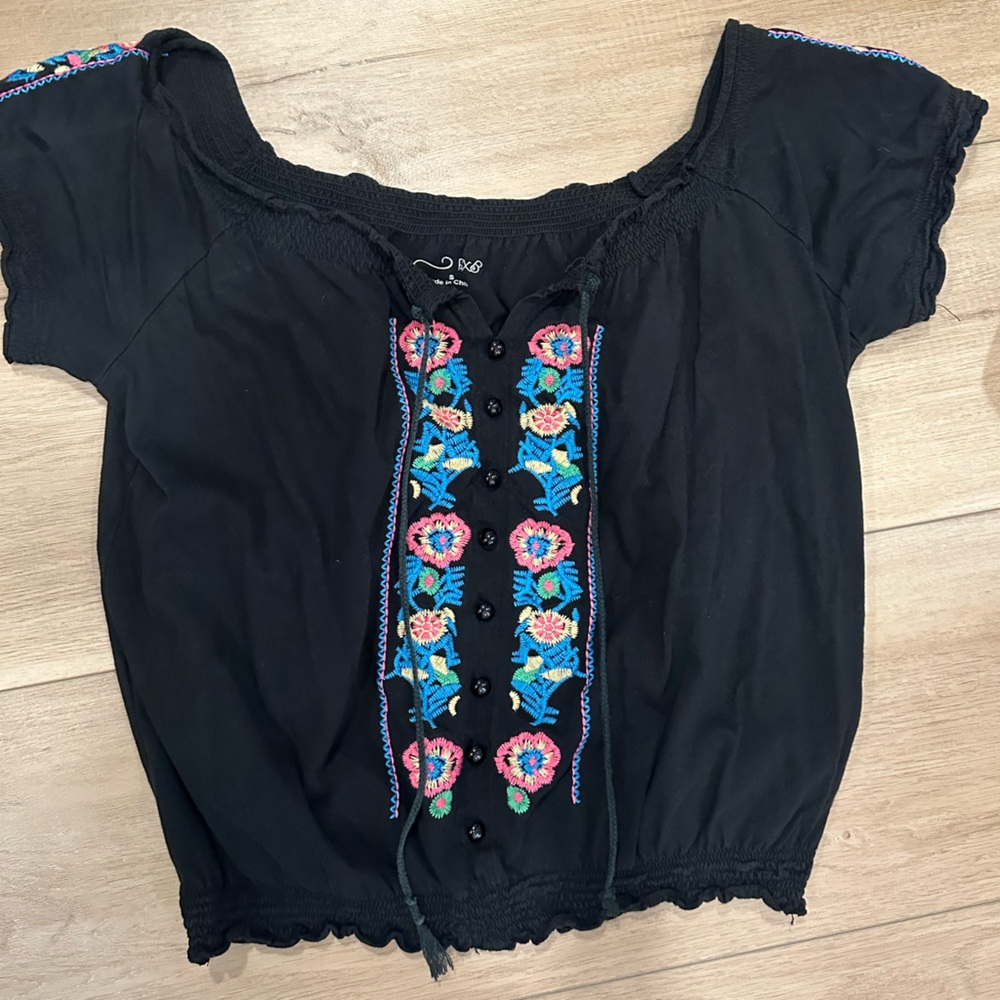 Off the shoulder boho black top with floral embroidery